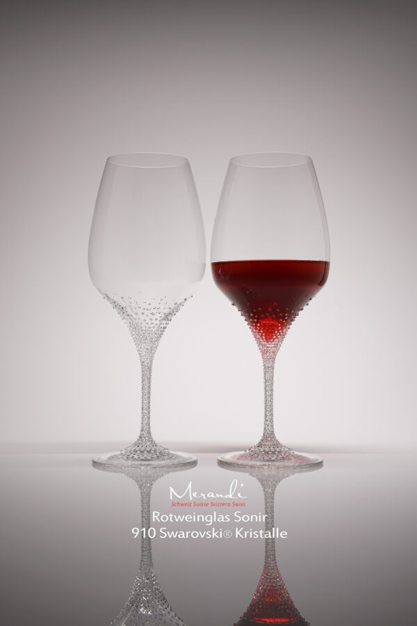 Verre à vin rouge Sonir, Merandi Suisse, 910 cristaux Swarovski®.